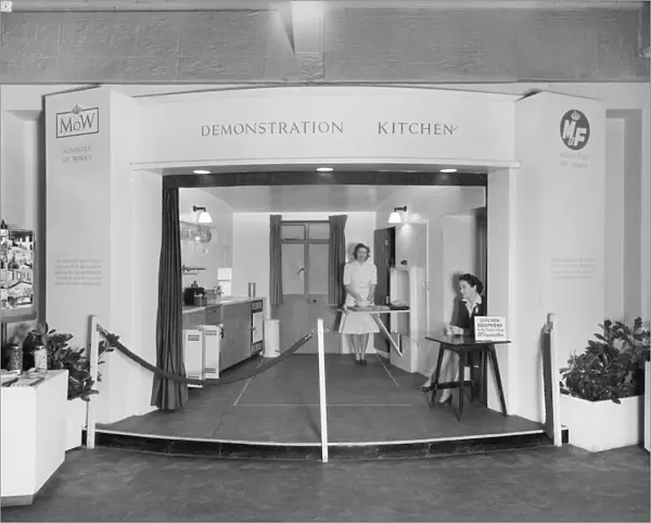 Ideal kitchen 1946 P_H00004_001