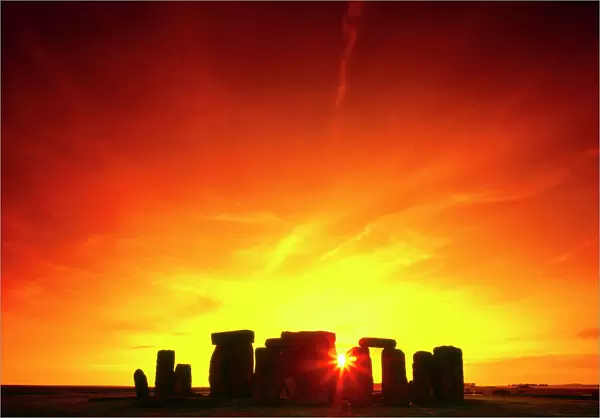 Stonehenge sunset J870232