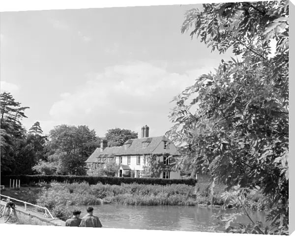Mill Pond, Grantchester a074220