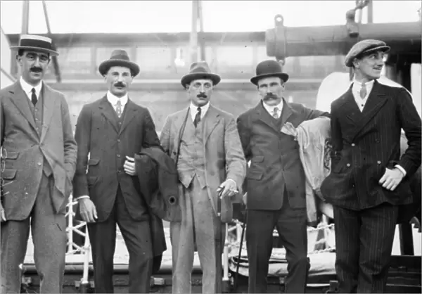 England polo team arrive in the USA, 1914