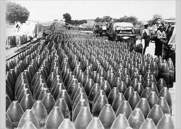 Supply of shells on the Western Front, WW1