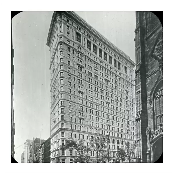USA - The Empire Building - New York