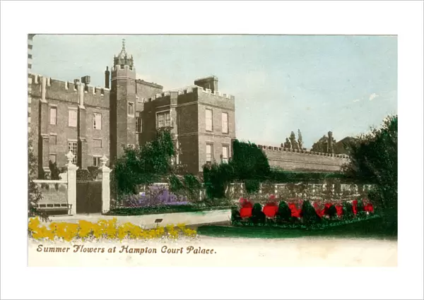Garden, Hampton Court Palace, London