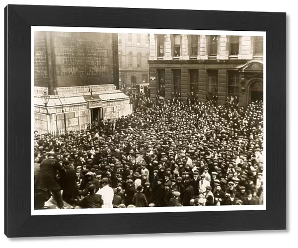 Suffragettes capture The Monument, London