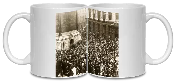 Suffragettes capture The Monument, London