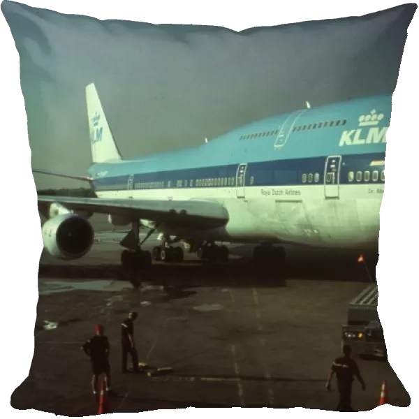 KLM Boeing B747 - PH-BUH