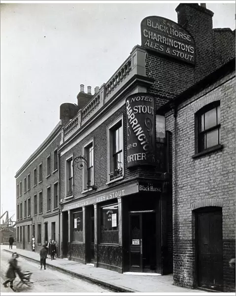 Photograph of Black Horse PH, Rotherhithe, London