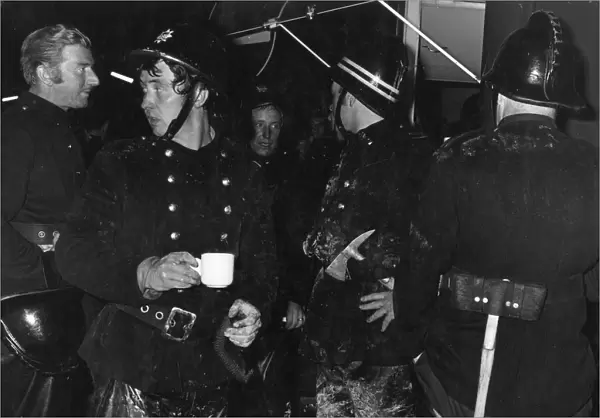 LFB firefighters taking a tea break