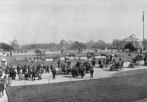 Motor car meet at the Crystal Palace, 1899