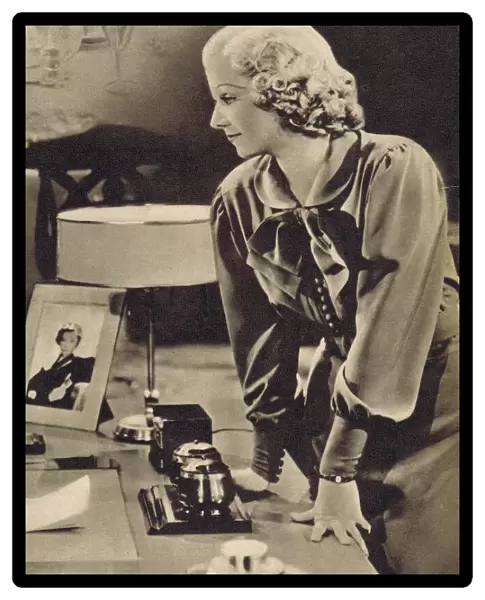 Jean Harlow in Wife Versus Secretary (1936)