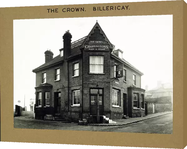 Photograph of Crown PH, Billericay, Essex