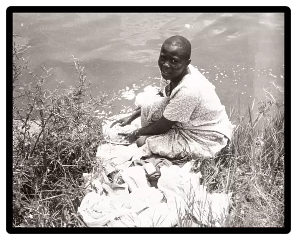 1940s East Africa - Uganda washing clothes Lake Victoria