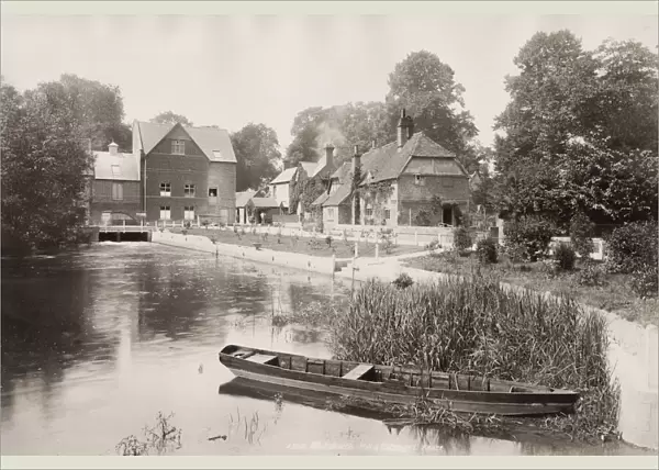 Vintage 19th century photograph: Whitchurch Mill and cottages