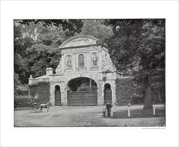 Built in 1670 Wren's Temple Bar was removed from the east end of the Strand in 1878, when the thoroughfare was widen and was put at one of the entrances to Theobalds Park, Waltham Cross. Date: 1901