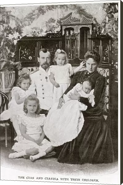Nicholas II and his family 1901