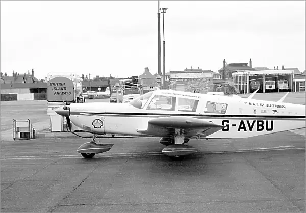 Piper PA-32 Cherokee Six G-AVBU