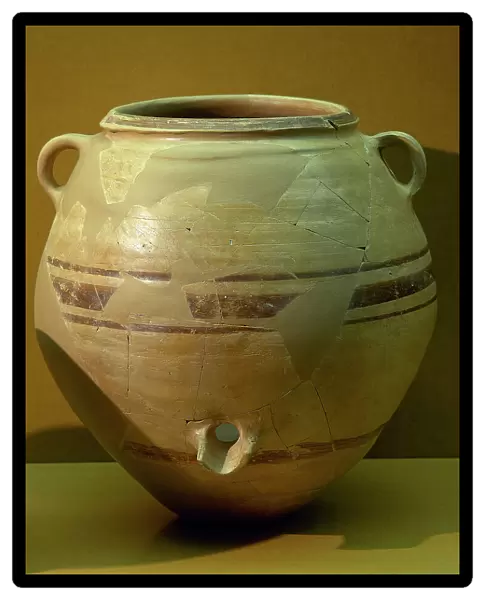 Iberian art. Vessel with decanter beak. 3rd century BC