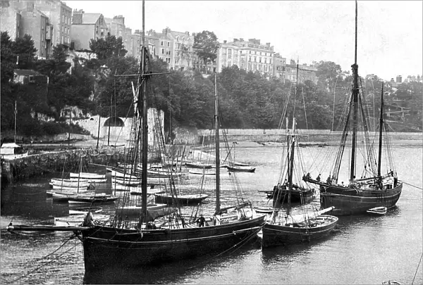 Tenby Harbour early 1900s
