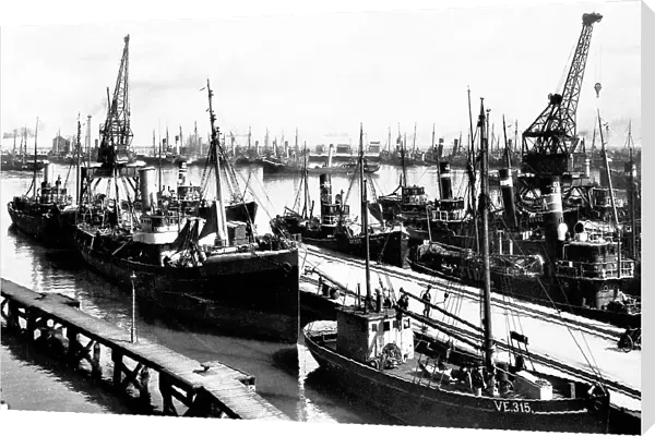 Grimsby Dock early 1900s