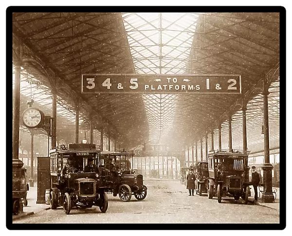 Euston Station London early 1900s