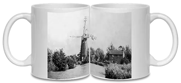 Hunsett Windmill, early 1900s