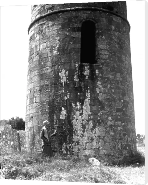 Round tower in Devon countryside