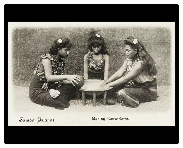 Samoan Women - Making Kawa-Kawa
