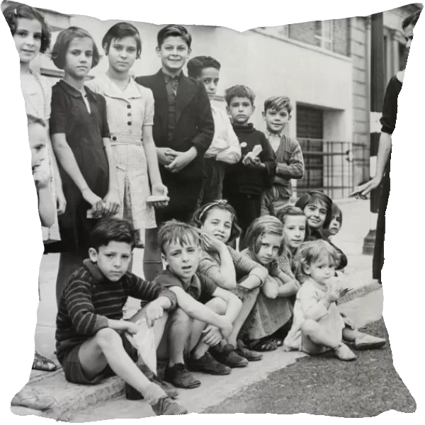 Refugee children from Gibraltar WWII
