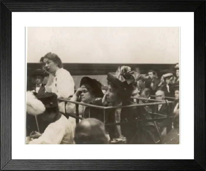 Framed Print : Rush Trial Print: Christabel Pankhurst and Mrs Pankhurst in Court Framed Print : Rush Trial Print: Christabel Pankhurst and Mrs Pankhurst in Court