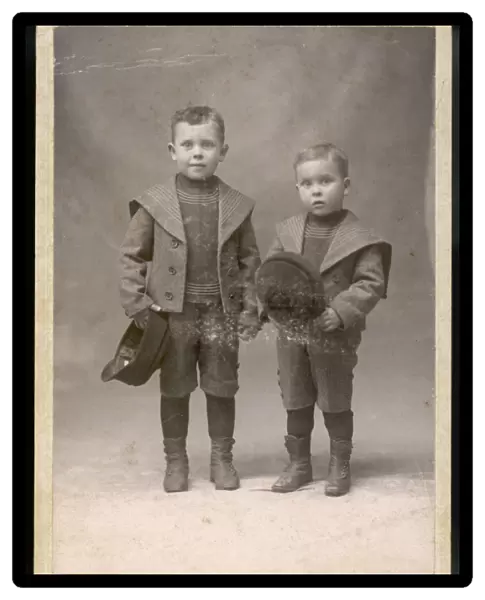 Costume  /  Boys  /  Photo  /  1890S