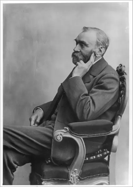 Alfred Nobel  /  Photo 1885