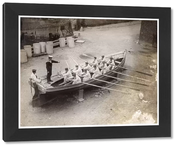 Boys in training, oarsmanship, Shotley Barracks, WW1