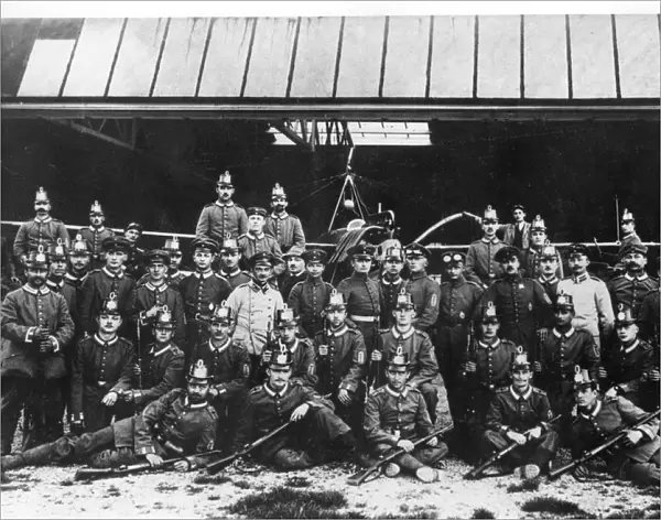 Group photo, No. 2 Squadron, German Air Force, WW1