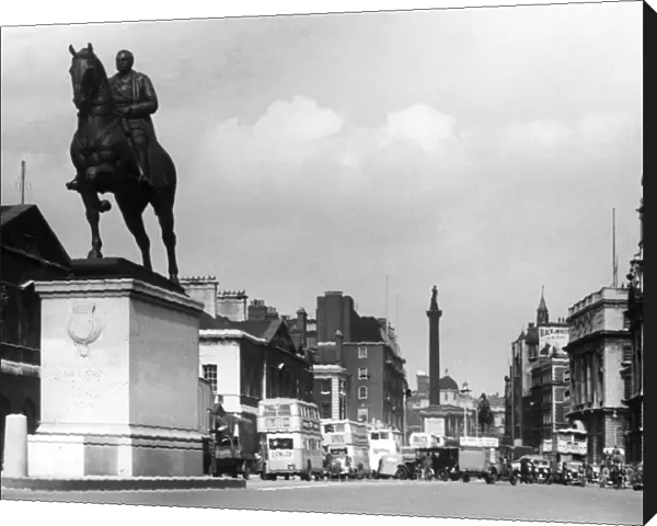 London  /  Whitehall 1940S