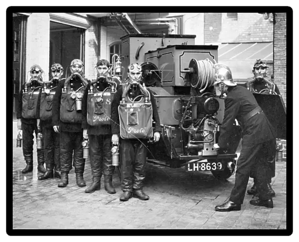 LCC-LFB first emergency tender crew, Clerkenwell