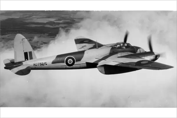 de Havilland Mosquito FBVI HJ732  /  G