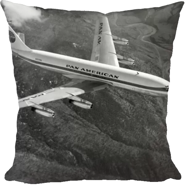 The second Boeing 707-121 N707PA in Pan American markings