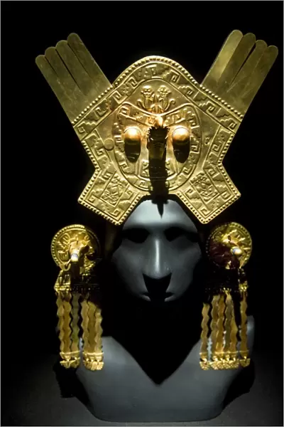Gold headdress, Chimu Imperial