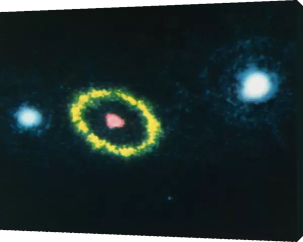 HST image of gas ring around supernova 1987a