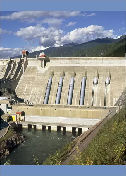 Revelstoke hydroelectric dam C013  /  9760