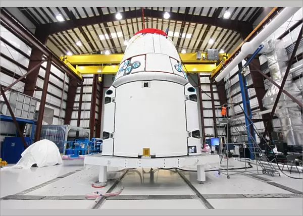 SpaceX Dragon capsule preparations C016  /  9711