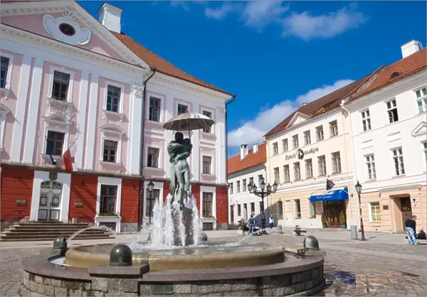 Raekoja Square (Raekoja plats), Tartu, Estonia, Baltic States, Europe