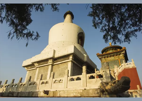 Baitai White Dagoba originally built in 1651 for a visit by the Dalai Lama