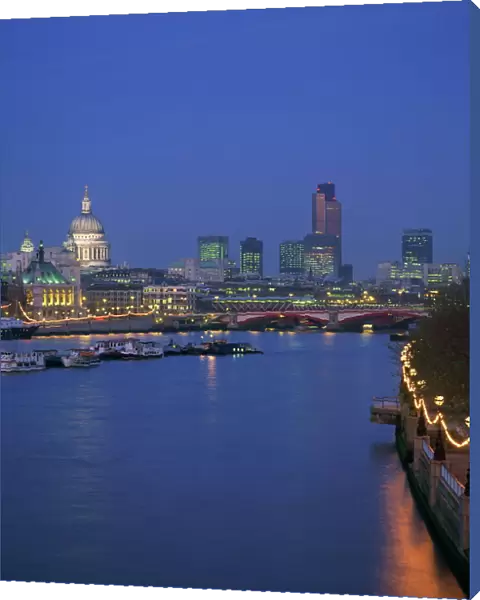 City skyline, including St. Pauls Cathedral, the NatWest Tower and Southwark Bridge