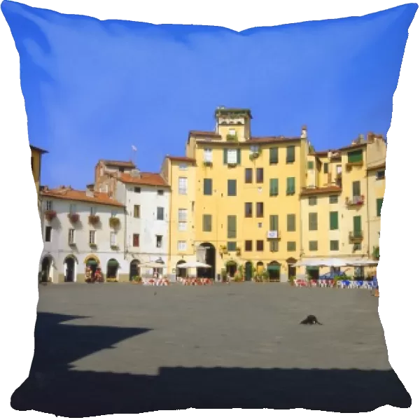 Piazza dell Anfitearto Lucca