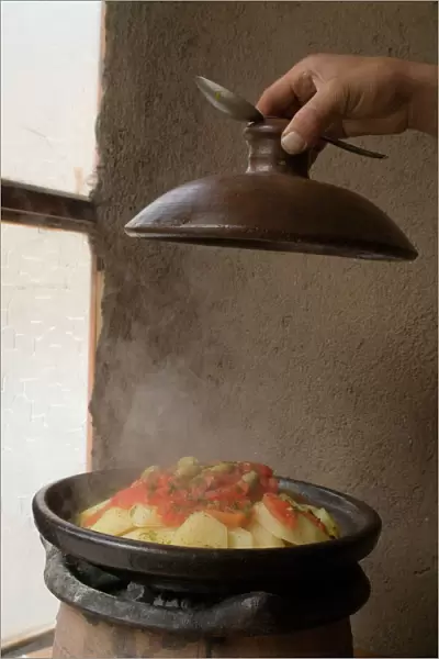 Tagine, typical Moroccan food and pot