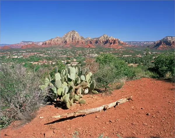 View over West Sedona from the slopes of Table Top Mountain