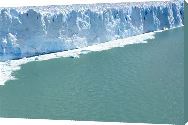 Detail of Perito Moreno Glacier in the Parque Nacional de los Glaciares (Los Glaciares