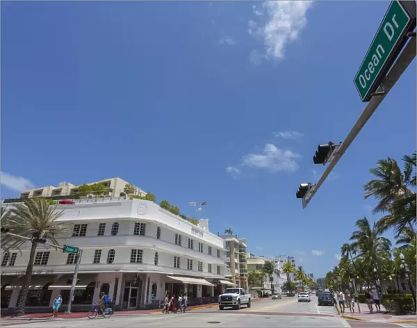 Wide view of Ocean Drive and Art Deco architecture, Miami Beach, Miami, Florida