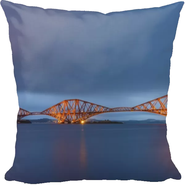 The Forth Rail Bridge on the Firth of Forth at dawn, UNESCO World Heritage Site, South Queensferry